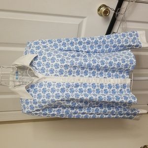 Gorgeous J. McLaughlin button down shirt. Size medium. EUC